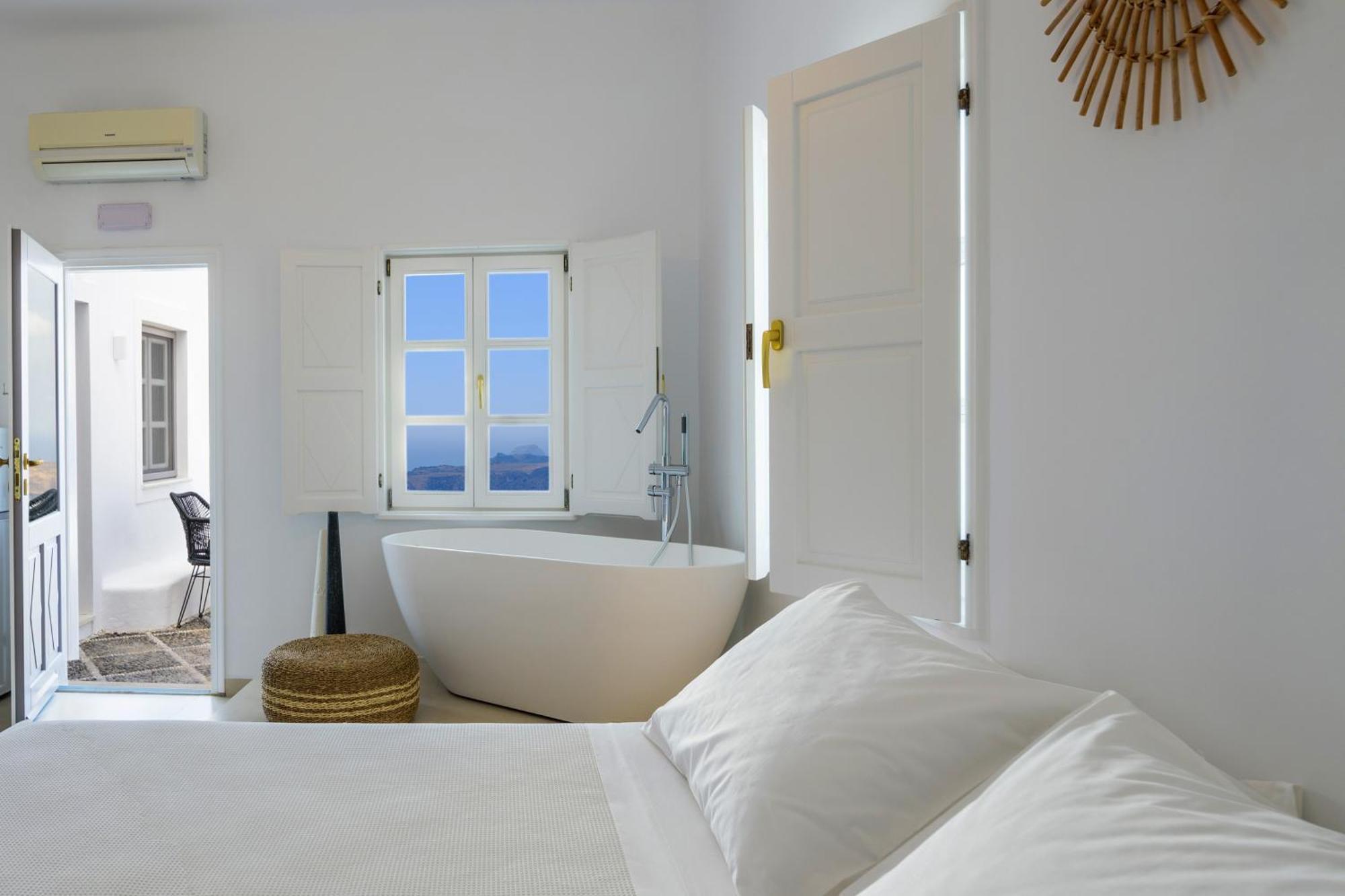 Anemos Family Suites Fira  Exterior photo